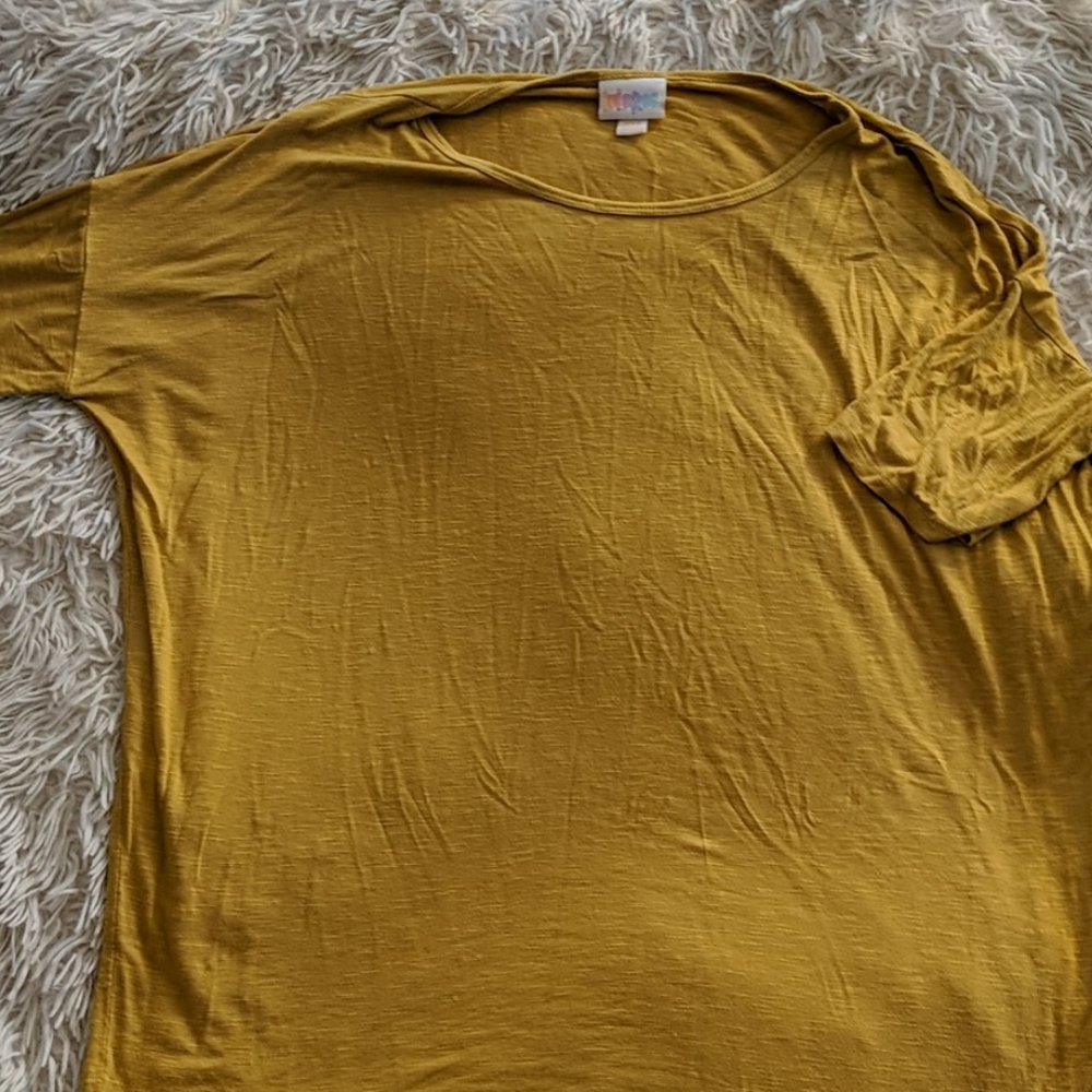 High low mustard yellow leggings top